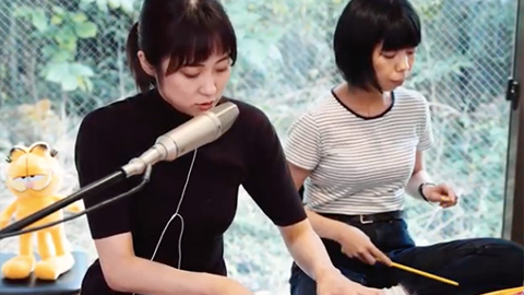 kiss the gambler「コンクリの家と砂の家」 (Home Concert ver.)サムネイル画像